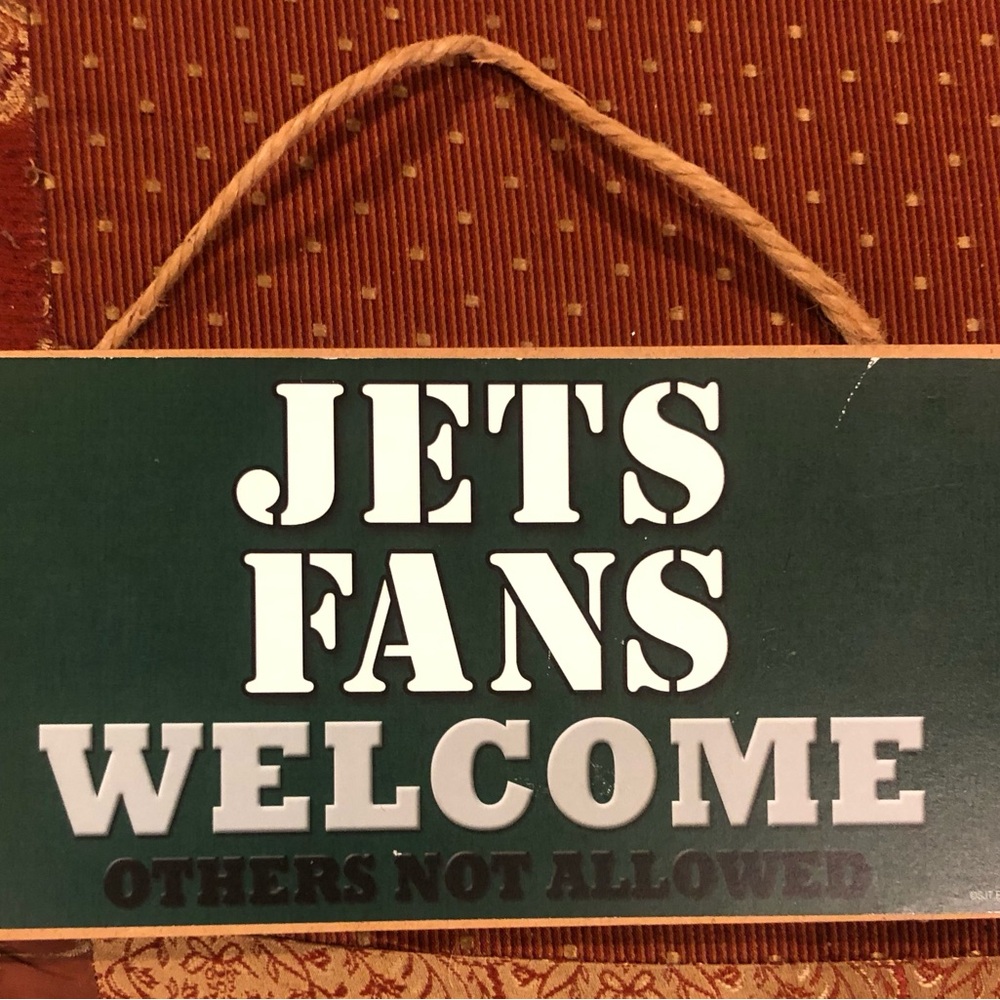 Jets Fans Welcome Sign
